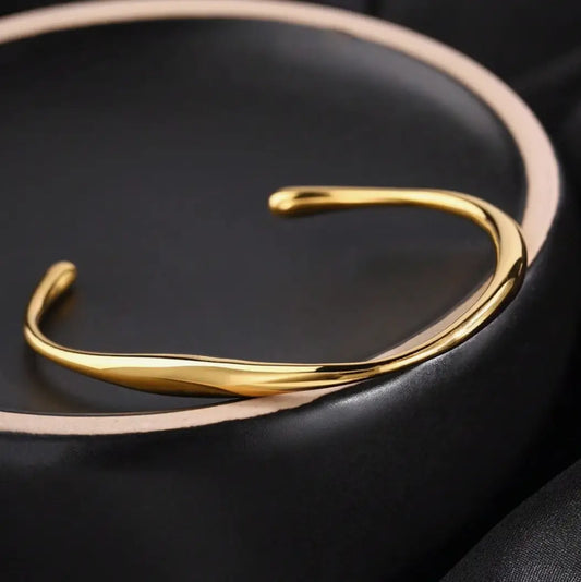 Gold Wave Bangle