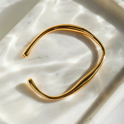 Gold Wave Bangle